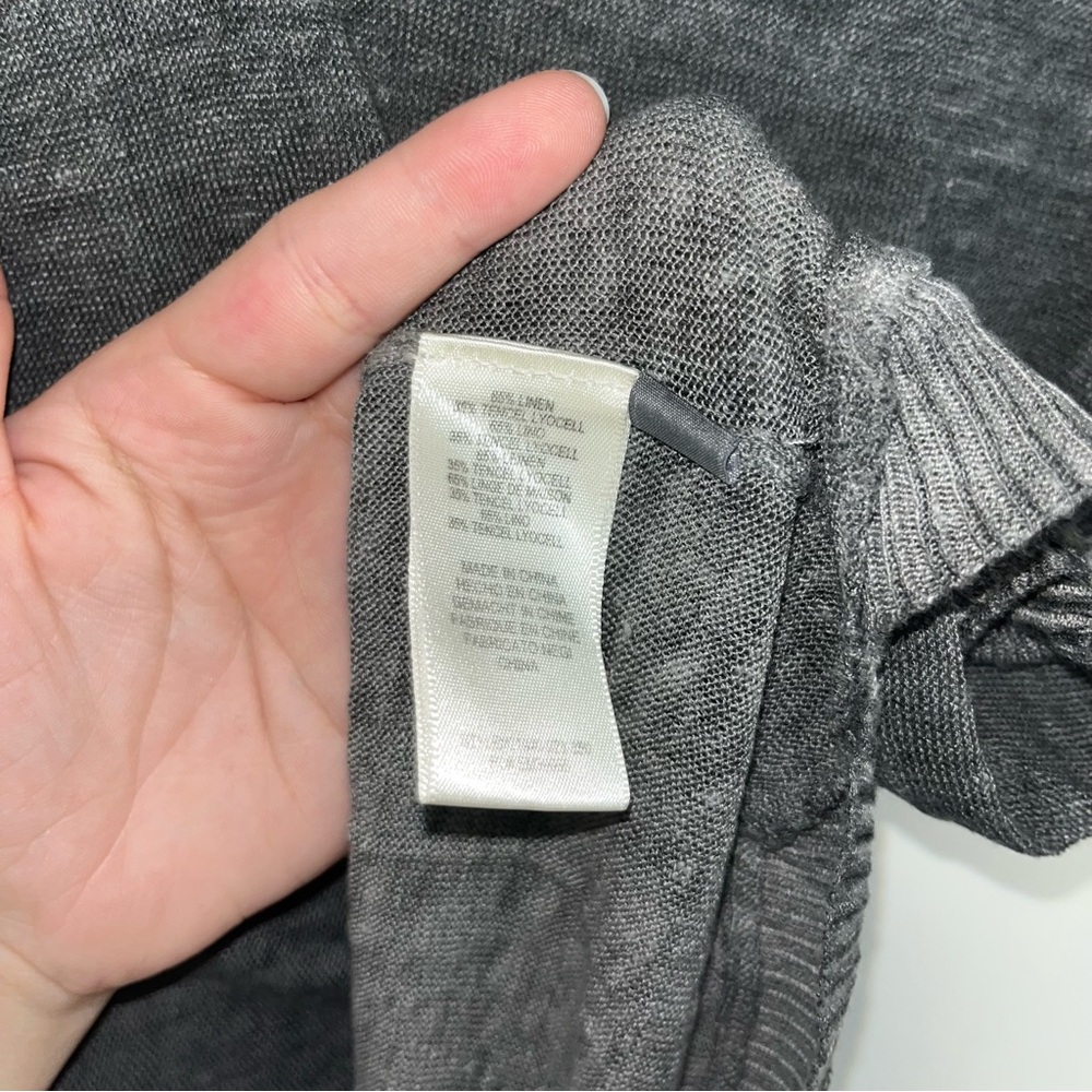 Cloth & Stone Charcoal V-Neck Tee - Picture 3 of 4